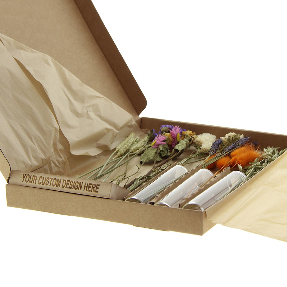 Dried Flowers in Letterbox (L), White